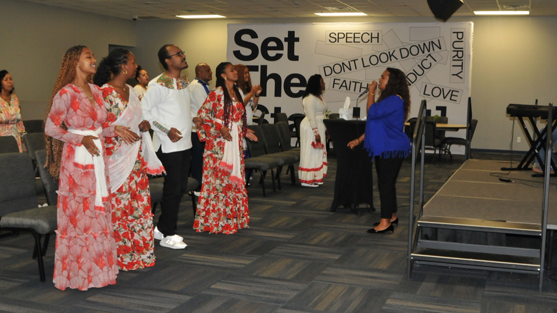 Una congregación etíope y eritrea encuentra su hogar en Gateway | Historia