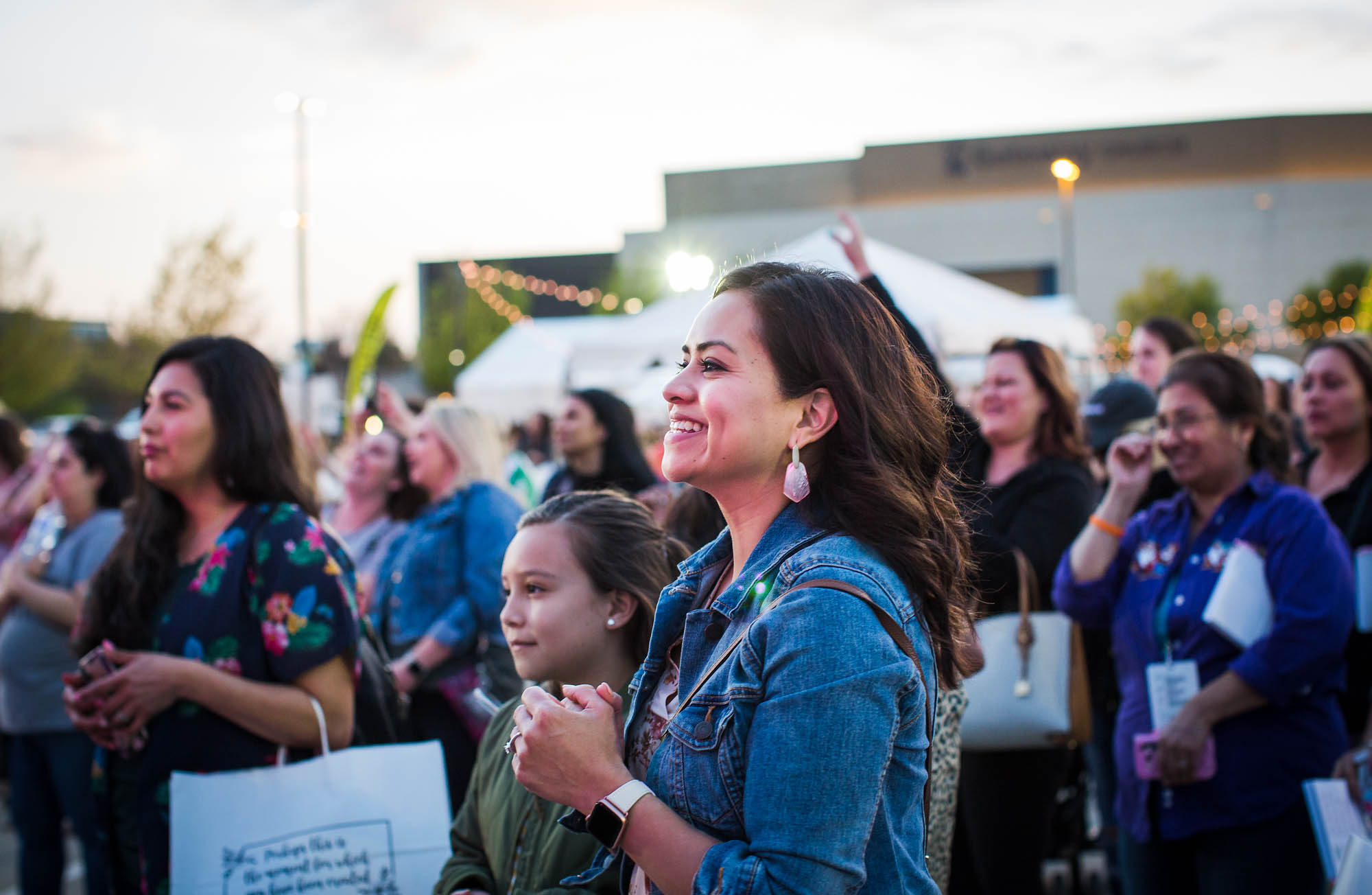 Contacte con nosotros